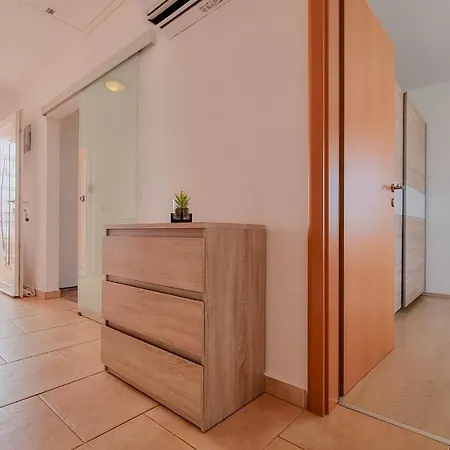 Apartment Barbara 4 *
