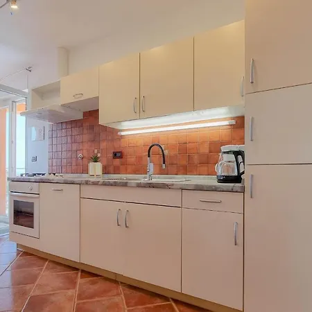 Barbara 4 * Novigrad Istria