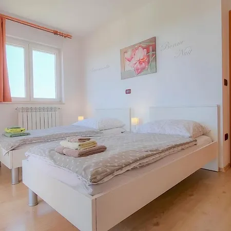 Barbara 4 Novigrad Istria